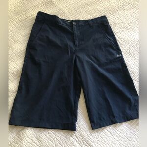 Under Armour Youth Large Golf Short in Navy Blue.